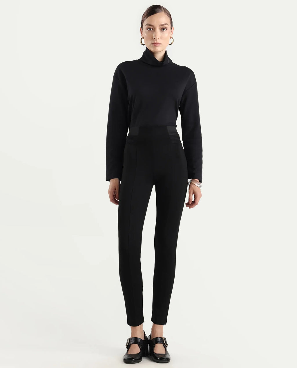 Rareism Women's Jancuro Black Nylon Skinny Fit Plain Trouser