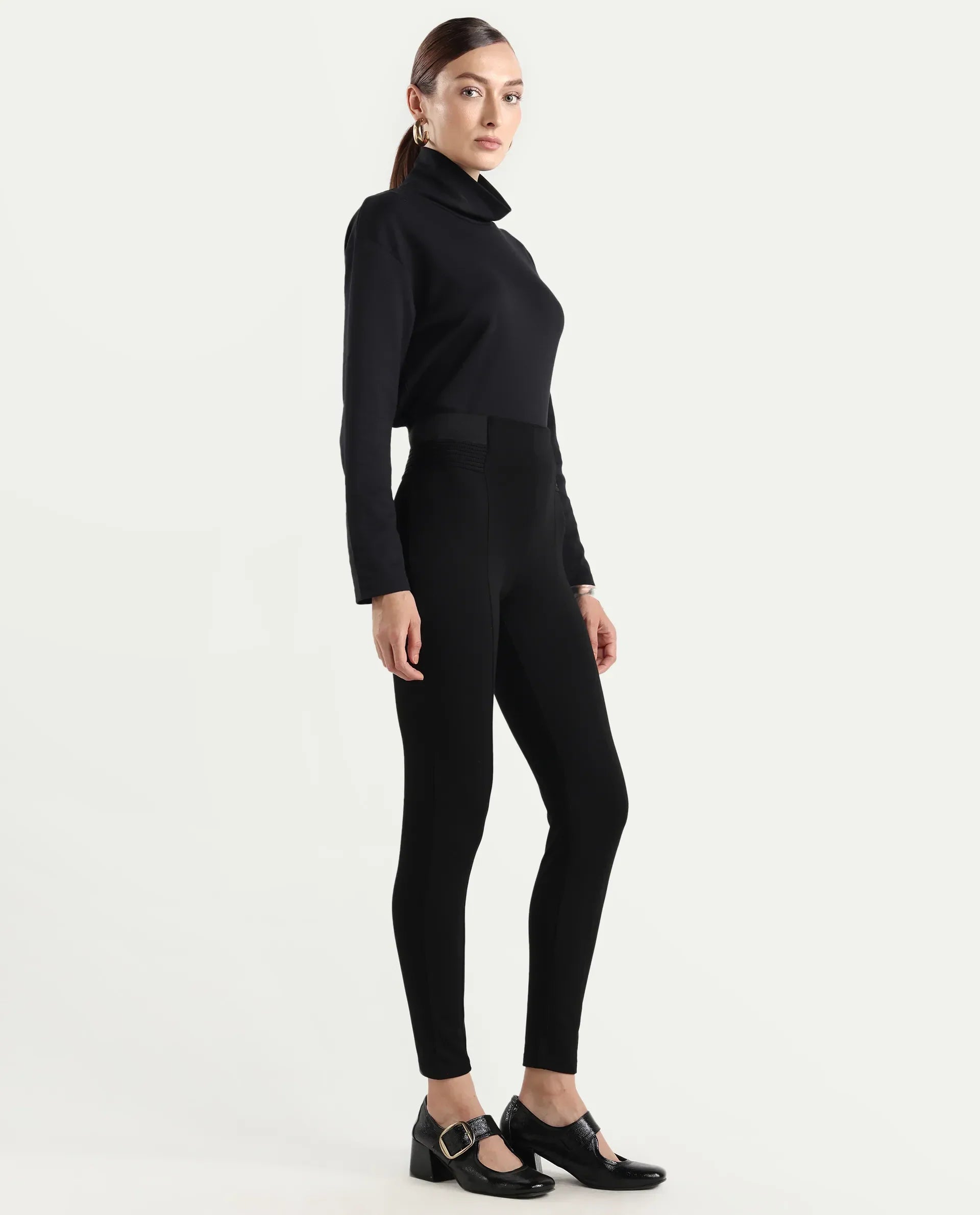 Rareism Women's Jancuro Black Nylon Skinny Fit Plain Trouser