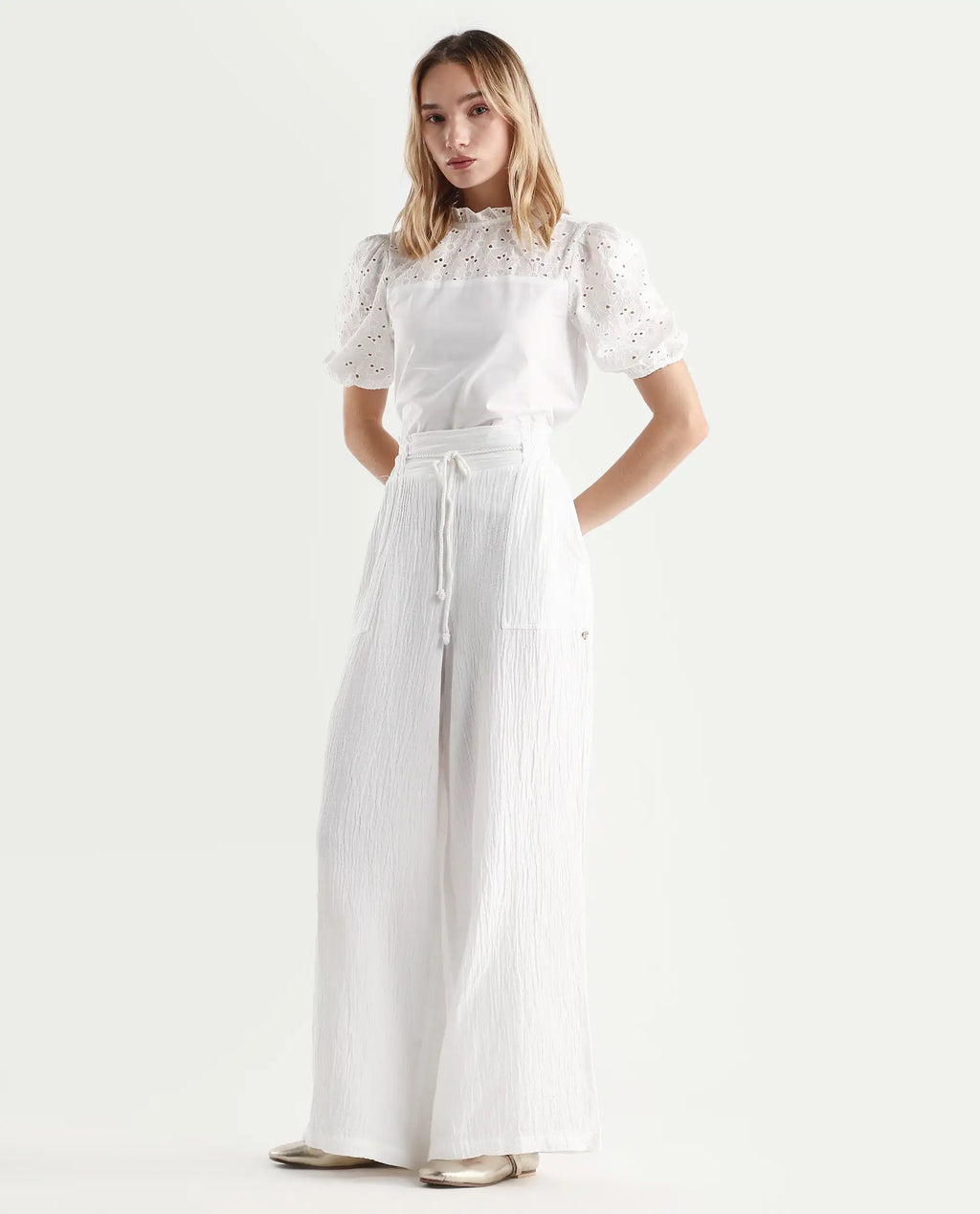 Rareism Women's Jorden Pastel White Cotton Plain Ankle Length Wide Trouser