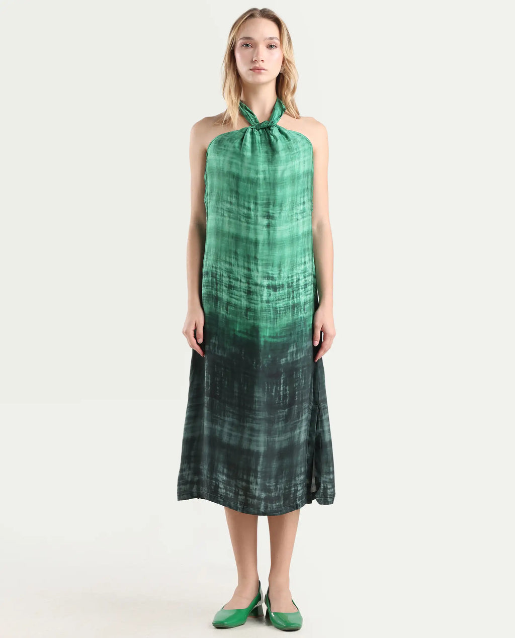 Rareism Women's Lipos Green Halter Neck Color Block Sleeveless Midi Regular Fit Dress
