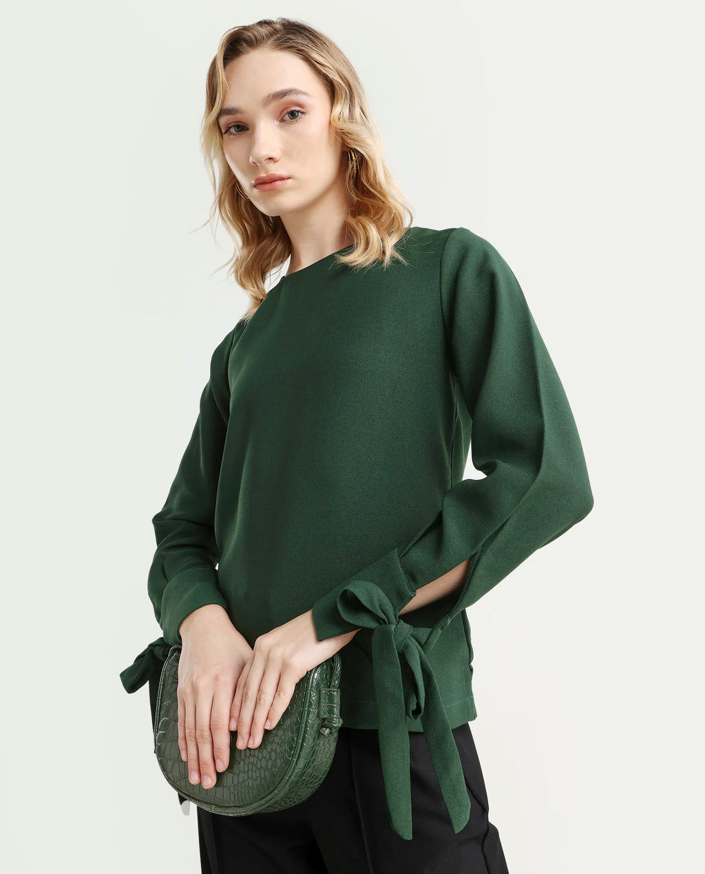 Rareism Women's Merach Green Polyester Boat Neck Plain Regular Fit Top