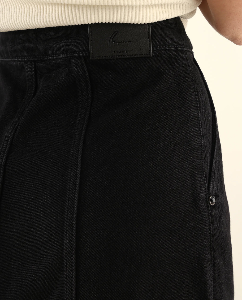 Rareism Women's Parrow Black Cotton Plain Midi Flared Skirt