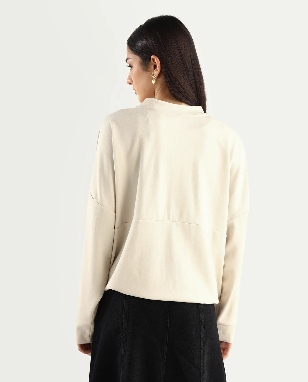 Rareism Women's Rize Off White Modal Blend Ribbed Collar Plain Relaxed Fit Sweatshirt