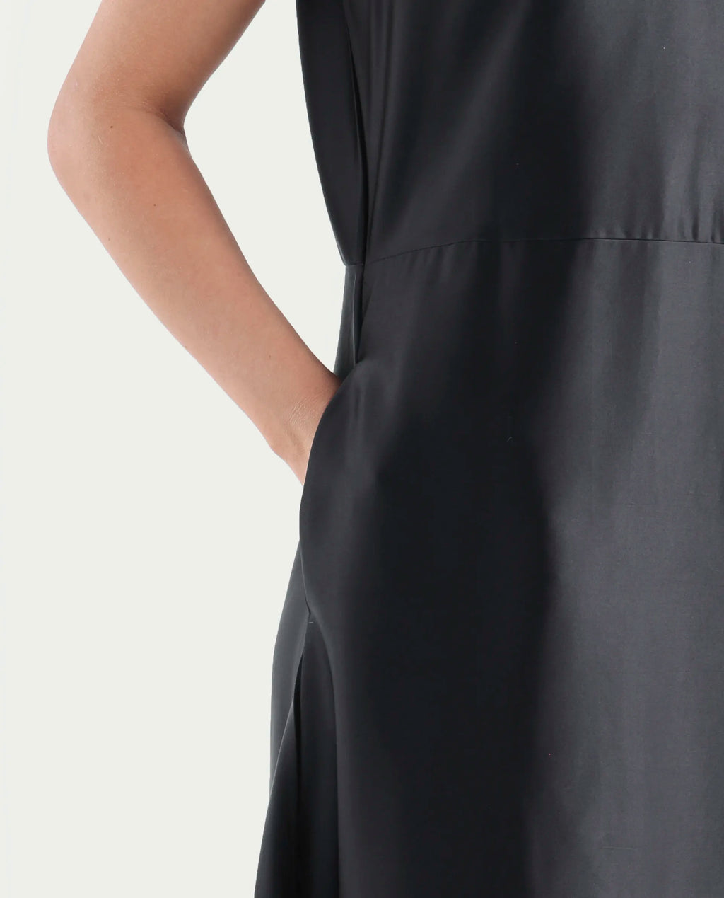 Rareism Women's Rost Black Polyester Collarless Floral Print Sleeveless Maxi Regular Fit Dress