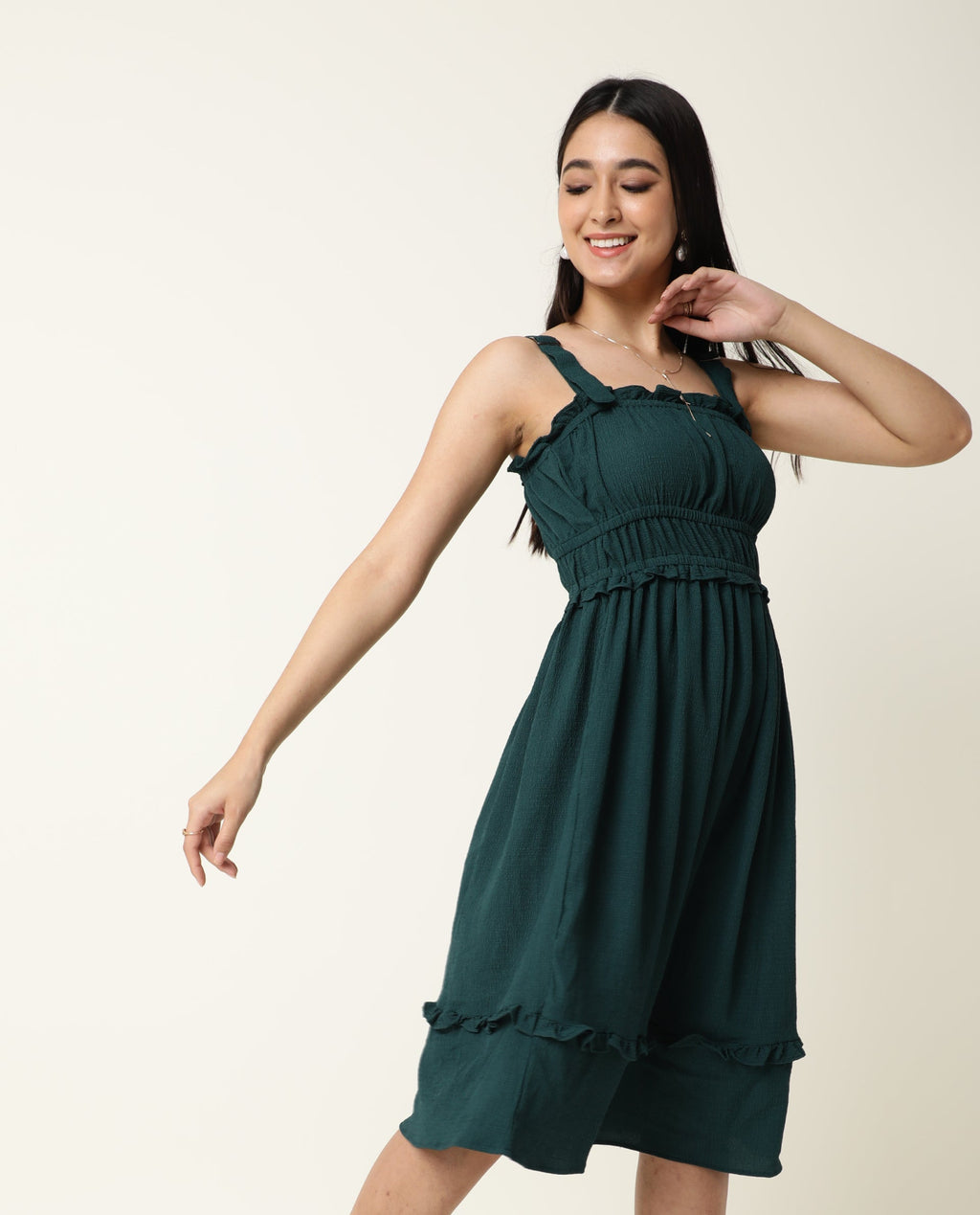 Rareism Women's Sickle Green Tube Neck Plain Sleeveless Knee Length Regular Fit Dress