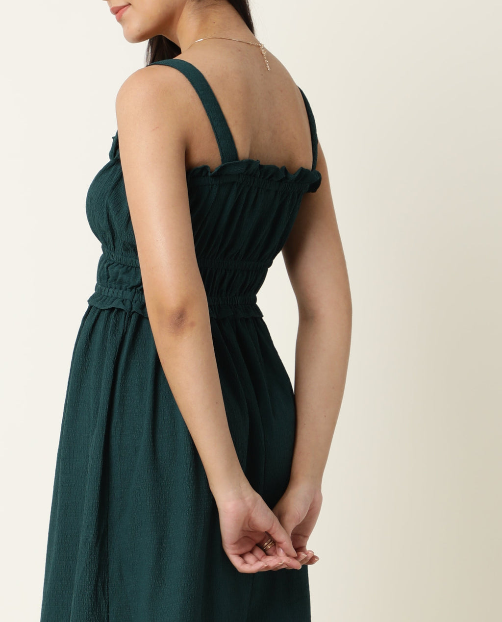 Rareism Women's Sickle Green Tube Neck Plain Sleeveless Knee Length Regular Fit Dress