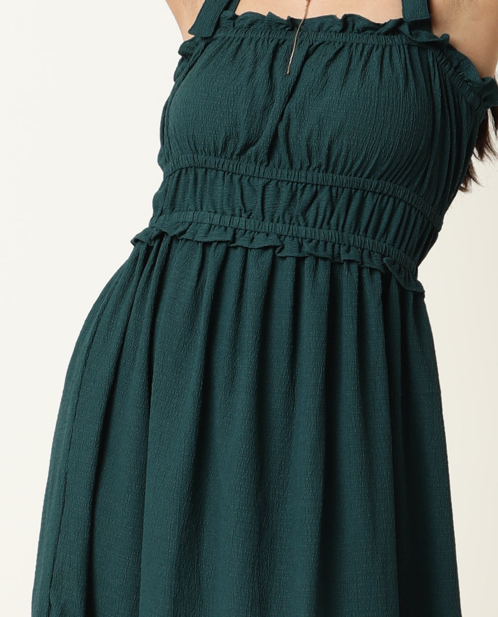 Rareism Women's Sickle Green Tube Neck Plain Sleeveless Knee Length Regular Fit Dress