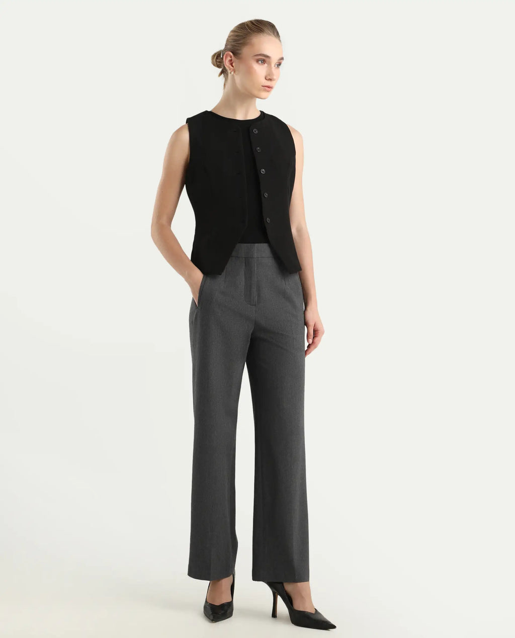 Rareism Women's Srait Grey Polyester Blend Straight Fit Travel Trouser