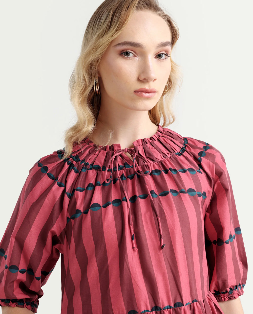 Rareism Women's Vero Maroon Cotton Tie-Up Neck Geometric Print Puff Sleeves Knee Length Regular Fit Dress