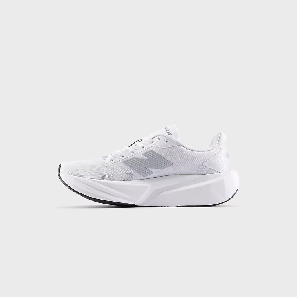 New Balance FuelCell Rebel v5 - White / Silver Metallic