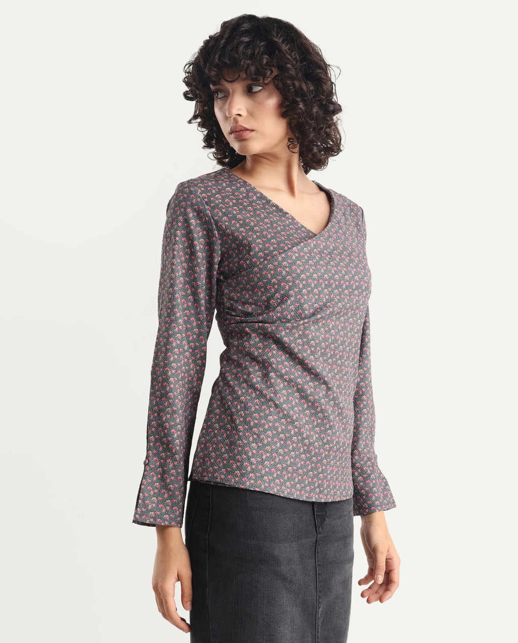 Rareism Women's Whabi Multi Cotton Blend V-Neck Floral Print Regular Fit Top