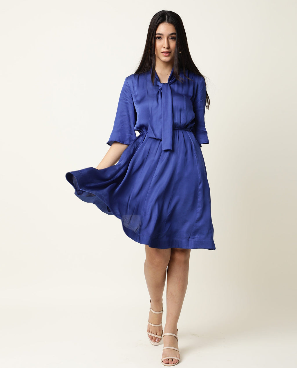 Rareism Women's Yeme Blue V-Neck Plain Flared Sleeve Knee Length Regular Fit Dress